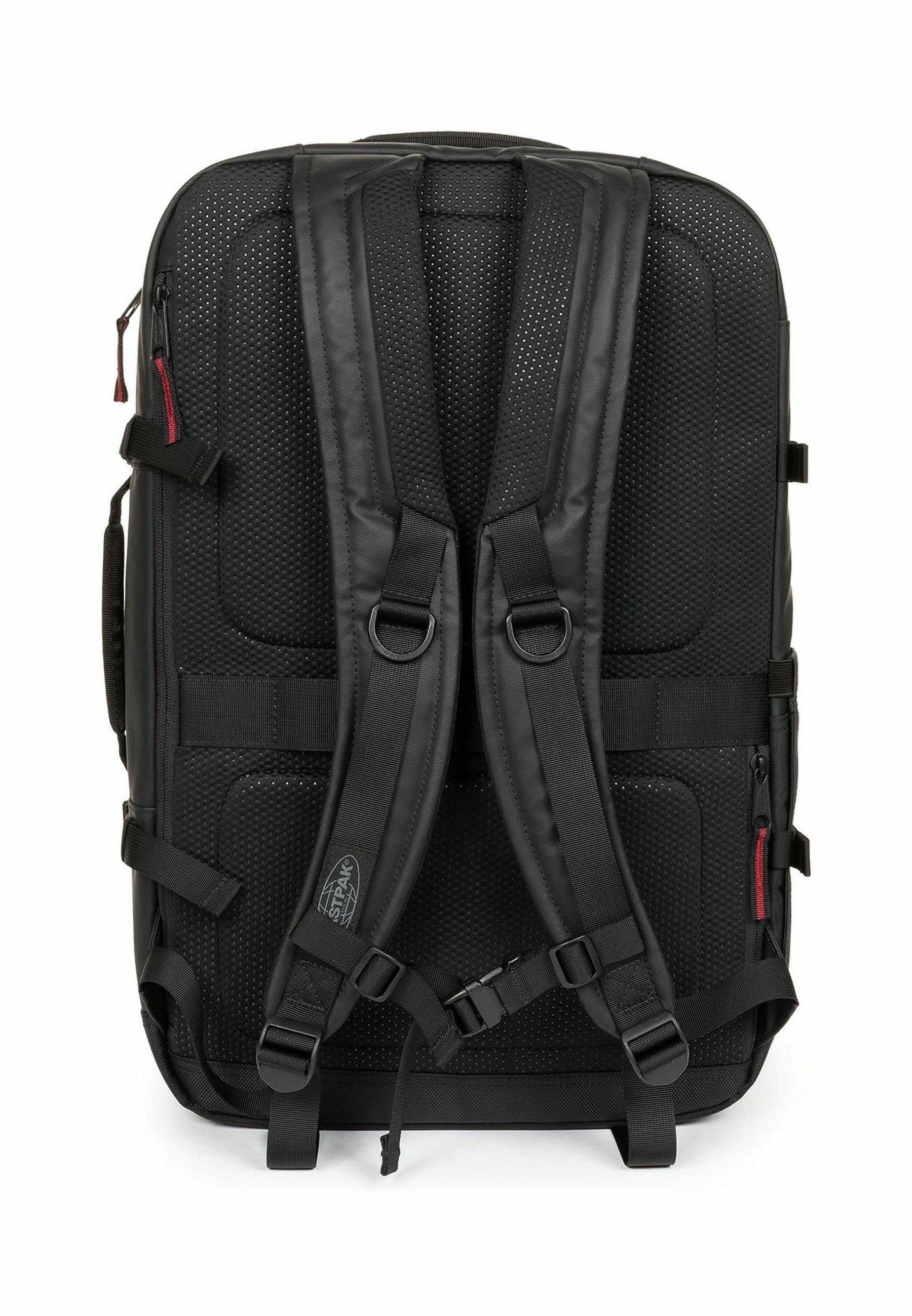 Eastpak CNNCT 트래블팩 라이저백 52CM 노트북파크