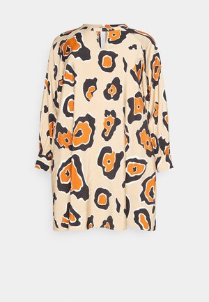 Object Curve, OBJJACIRA SHORT DRESS - Day dress - humus