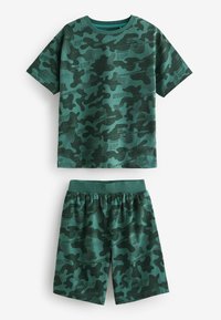Grön kamouflage-mönstrad tvådelad set bestående av mjukt tyg. T-shirten med kort ärm har en rund halsringning; shortsen har en elastisk midja.
