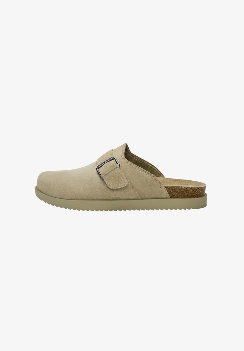Pantofii slip-on din suede bej, cu o singură cataramă ajustabilă, talpă din EVA și branț din plută. Vârf rotunjit și design cu profil redus.