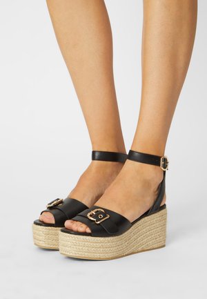 Platform sandals - black