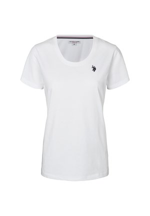 Valge puuvillane T-särk ümmarguse kaelusega, lühikeste käistega ja väike must tikitud logo vasakul rinnal. Lihtne disain.