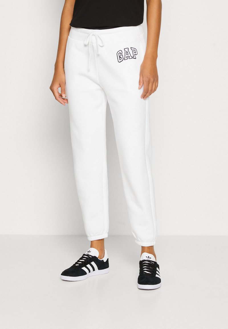 GAP HERITAGE JOGGER Tracksuit bottoms optic white/white Zalando.co.uk