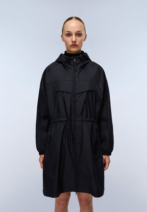 EPOCH - Parkatakki - black beauty