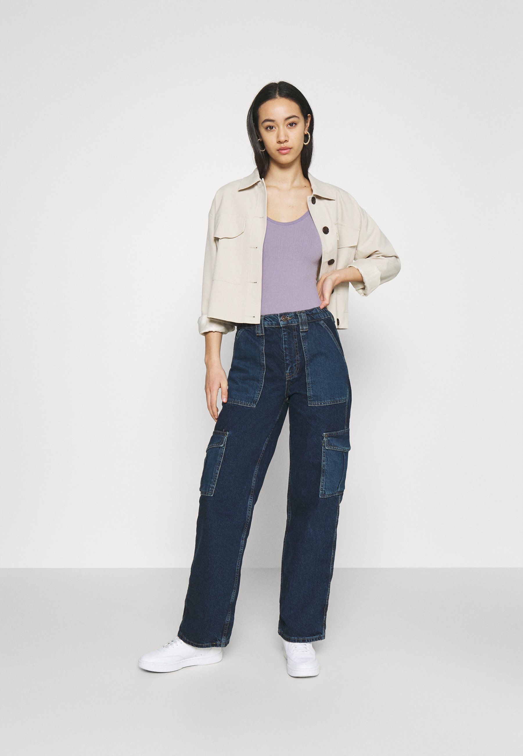BDG Urban Outfitters DREW SCOOPNECK 