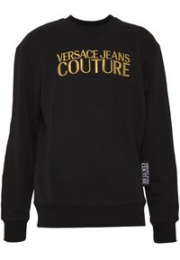 Svart sweatshirt i bomull med långa ärmar, prydd med en guld broderad "VERSACE JEANS COUTURE" logotyp fram och en sidolapp.