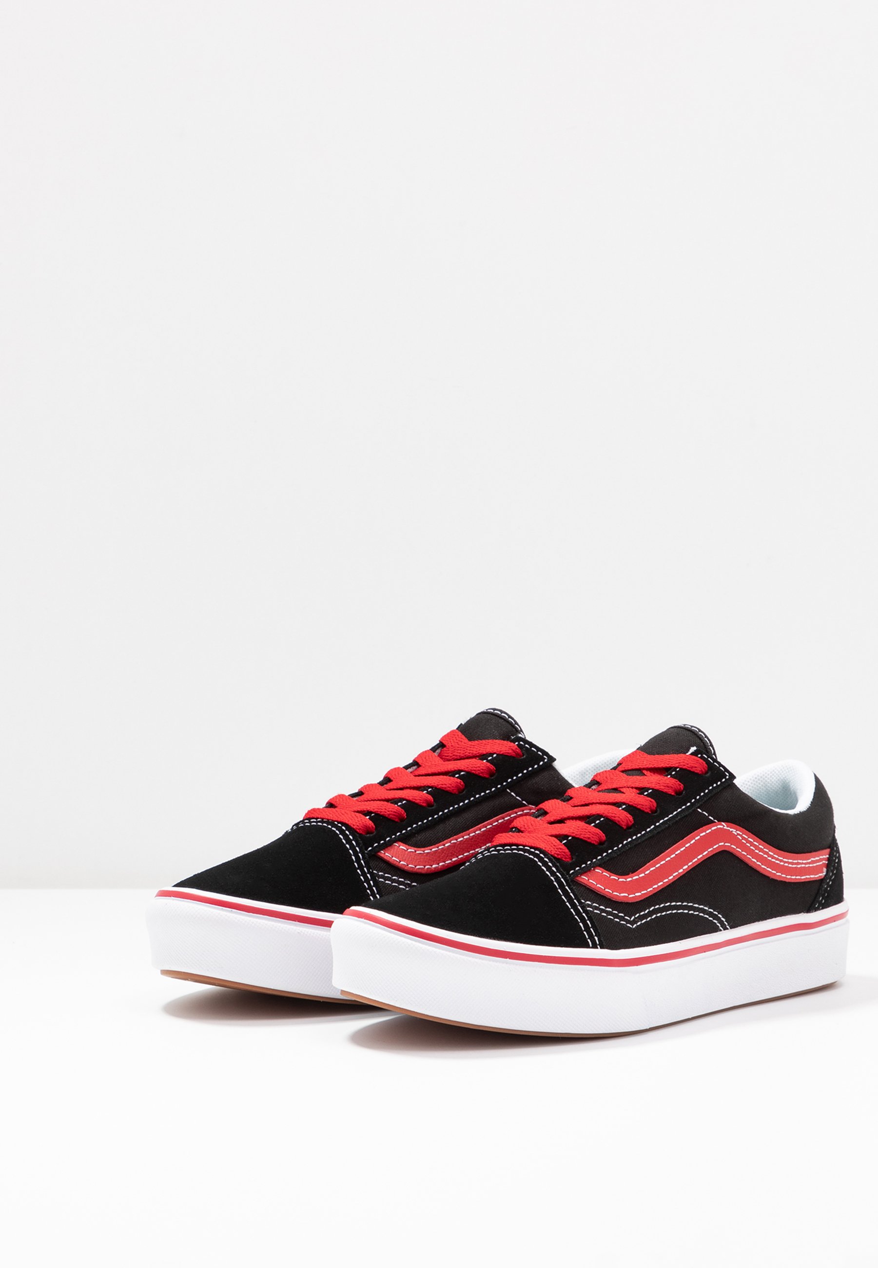 Vans COMFYCUSH OLD SKOOL Joggesko blackredsvart Vans COMFYCUSH OLD SKOOL Joggesko blackred Zalando.no