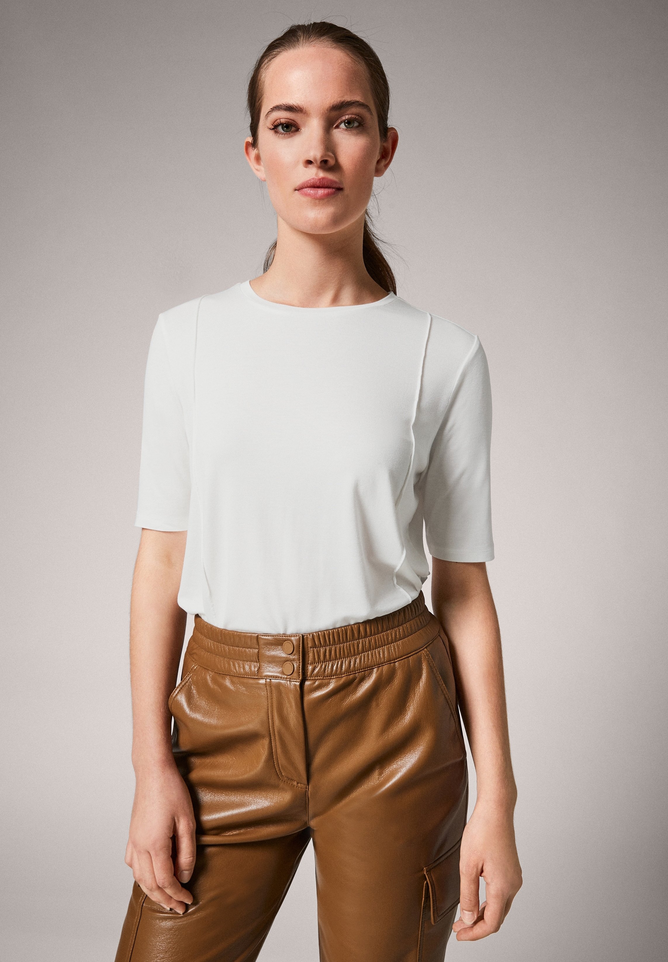 comma casual identity Basic T-shirt 
