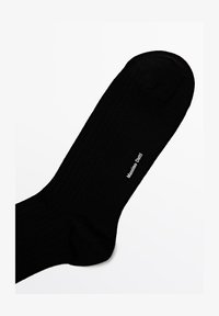 Ausgewählt, black