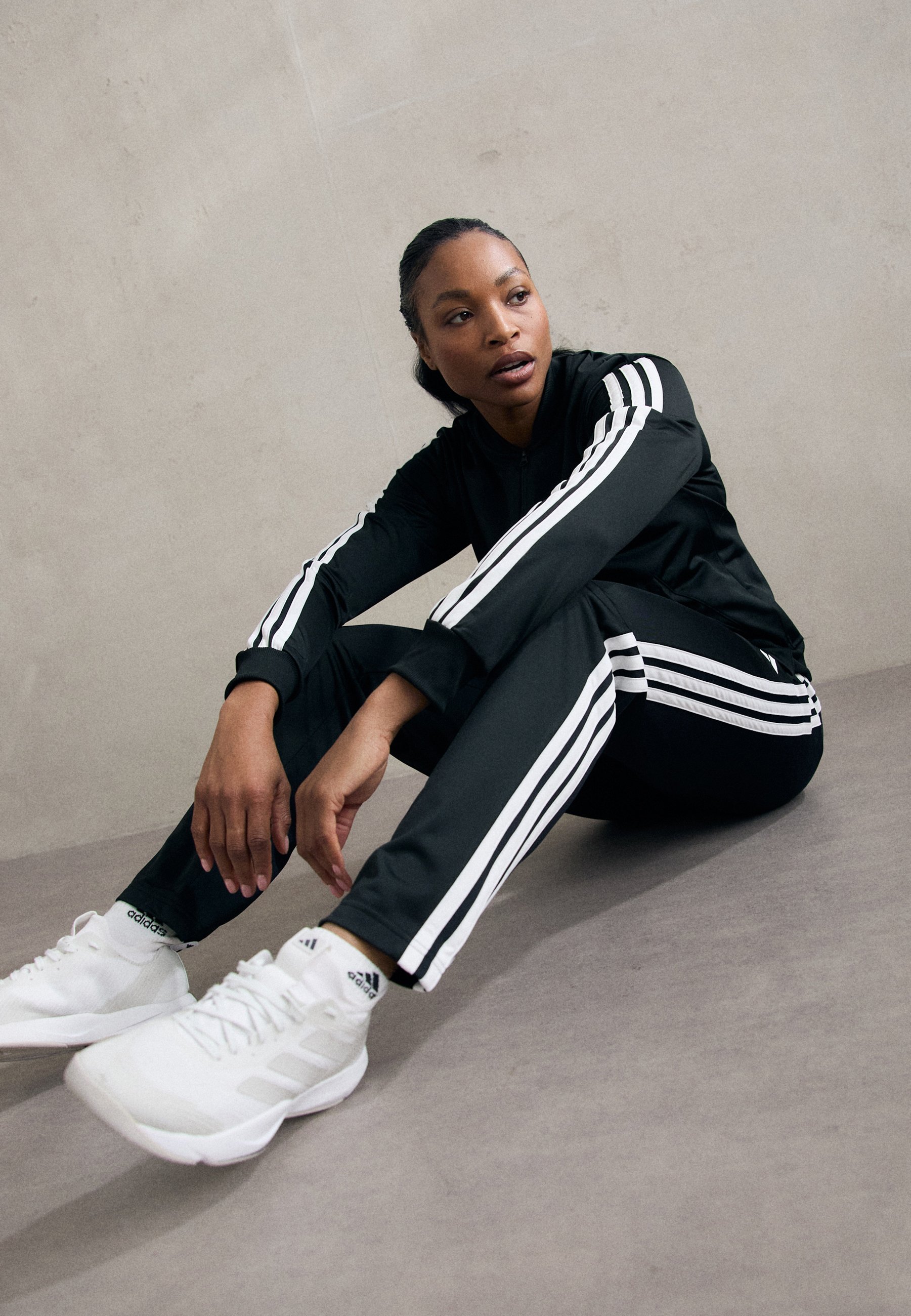 adidas Sportswear SET Tuta black/nero