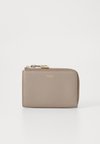 GOCCIA M CARD CASE - Portefeuille - stucco gray