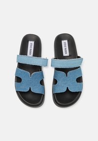 Steve Madden MISSILE - Sandali - blue denim