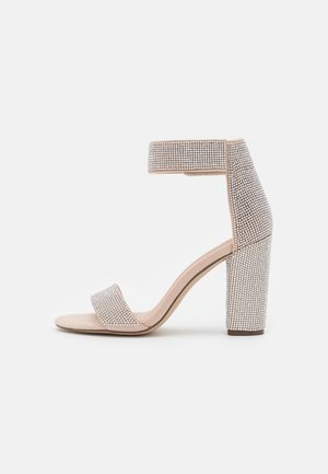 Call it Spring Sandales à talons hauts - off-white