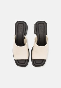 Zign LEATHER - Pantoletai su kulnu -  off-white
