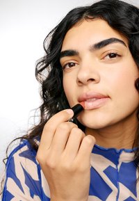 NARS LIPSTICK - Pomadka do ust