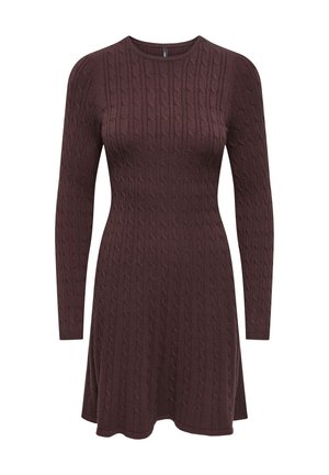 Robe tricotée à manches longues, brun foncé, avec un motif torsadé, cintrée à la taille et légèrement évasée sur la jupe.