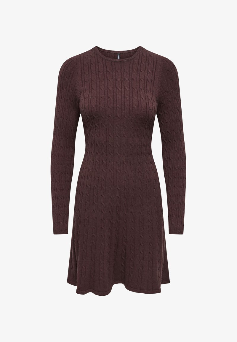 Robe tricotée à manches longues, brun foncé, avec un motif torsadé, cintrée à la taille et légèrement évasée sur la jupe.