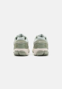 Nike Sportswear ZOOM VOMERO 5 - Tossud - jade horizon/phantom/light silver/white/black