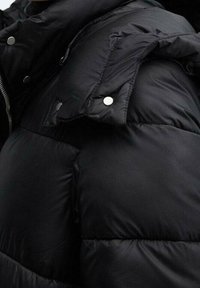 Mango Abrigo de invierno - black