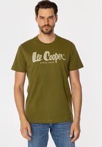 Lee Cooper - T-shirt z nadrukiem