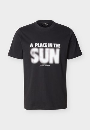 Mads Nørgaard, FRODE A PLACE TEE - Μπλουζάκι με στάμπα - black