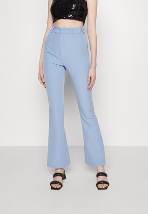 IN THE STYLE PERRIE SIAN BLUE TAILORED TROUSERS - Παντελόνι - blue