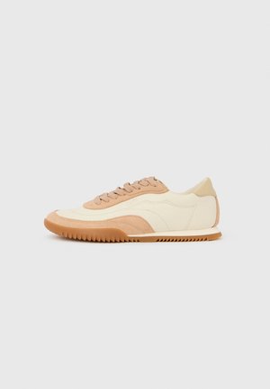 CARLYNN LOW - Sneakers laag - open white