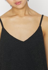 Vero Moda Petite VMKANVA SINGLET  - Top - black