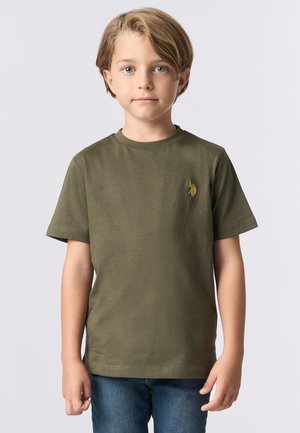 T-shirt verde oliva realizzato in morbido cotone, con collo rotondo, maniche corte e un piccolo logo ricamato sul lato sinistro del petto.