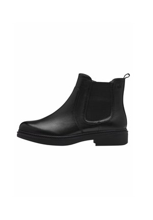 - Ankle boot