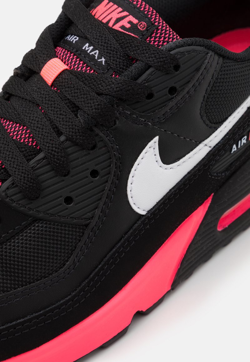 nike laufschuhe schwarz pink