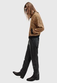 AllSaints REV TOUR  - Bombejakke - leopard black