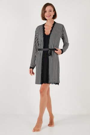 LELA, REGULAR FIT 2 PIECES PYJAMA SET - Kylpytakki - black white