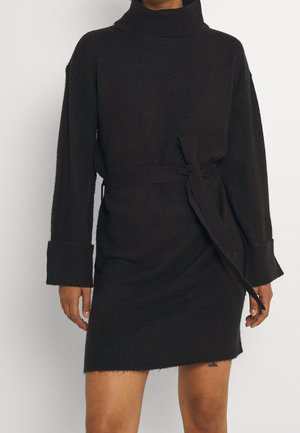 Robe pull - black