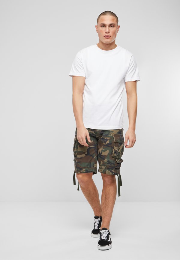 SAVAGE VINTAGE - Shorts - woodland