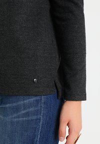 TOM TAILOR Sweter