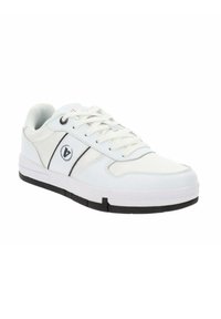 Sneakers atletici bianchi con tomaia in mesh e materiale sintetico, suola in gomma, dettagli neri e design con punta tonda. Chiusura con lacci.