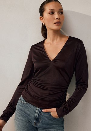REGULAR FIT - Blouse - chocolate brown