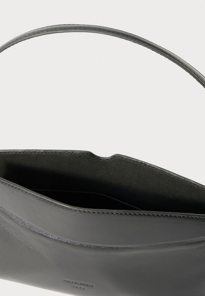 Tiger of Sweden VESPERI UNISEX - Τσάντα χειρός - black