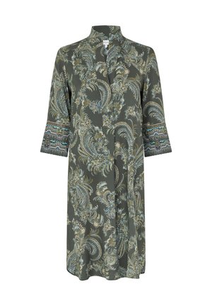 Langes grünes Kleid mit einem floralen Paisleymuster in Blau und Gelb, ausgestattet mit einem Stehkragen und drei Viertelärmeln mit dekorativen Akzenten.