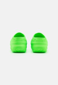 adidas Originals STAN - Baseino šlepetės - solar green/footwear white/solar green