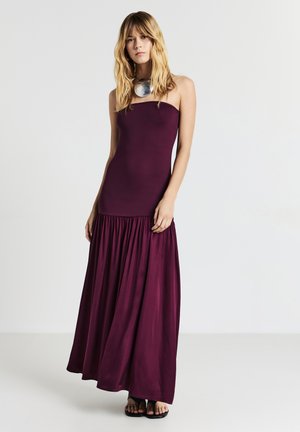 LUNGO - Maxi dress - prugna