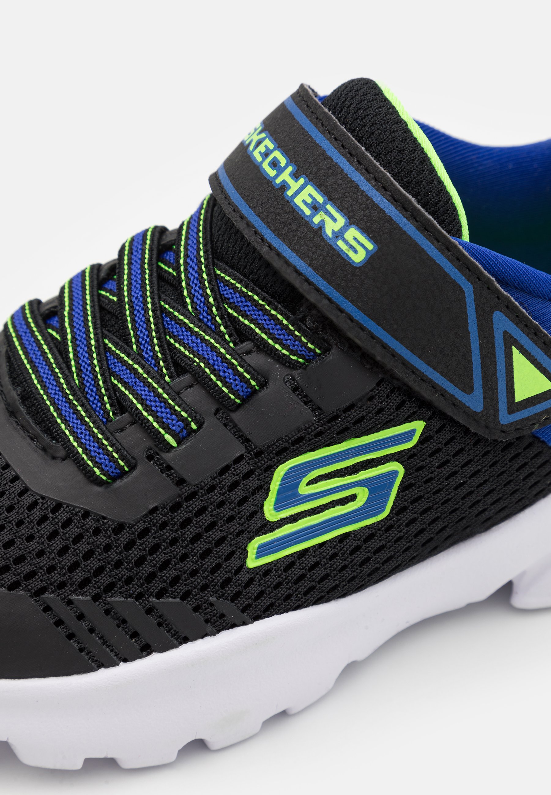 skechers razor flex