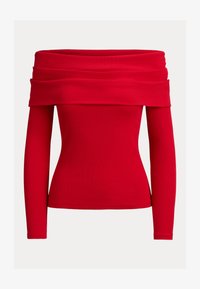 Nevybrané, cruise red