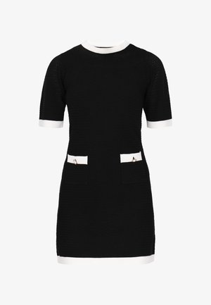 Zwart textuur kort mouwen jurkje met witte biezen aan de kraag, mouwboorden, zoom en pofzakflappen met kleine decoratieve knopen.