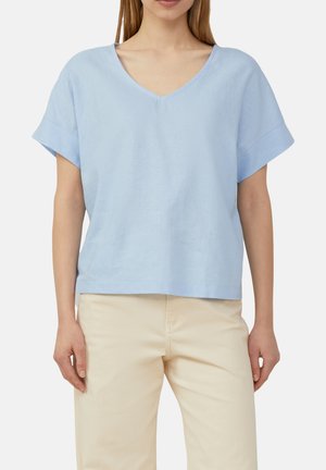- T-shirt basic