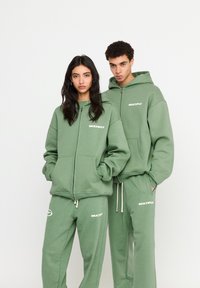 Multiply Apparel Felpa con zip - hedge green