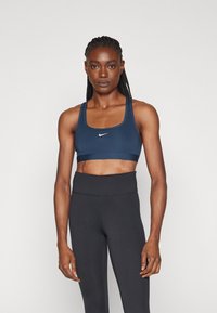 Nike Performance BRA - Sportski grudnjak s blagom potporom - armory navy/white