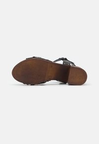 Tamaris Clogs - black