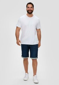 s.Oliver BERMUDA MAURO REGULAR FIT STRAIGHT LEG - Shorts vaqueros - blau
